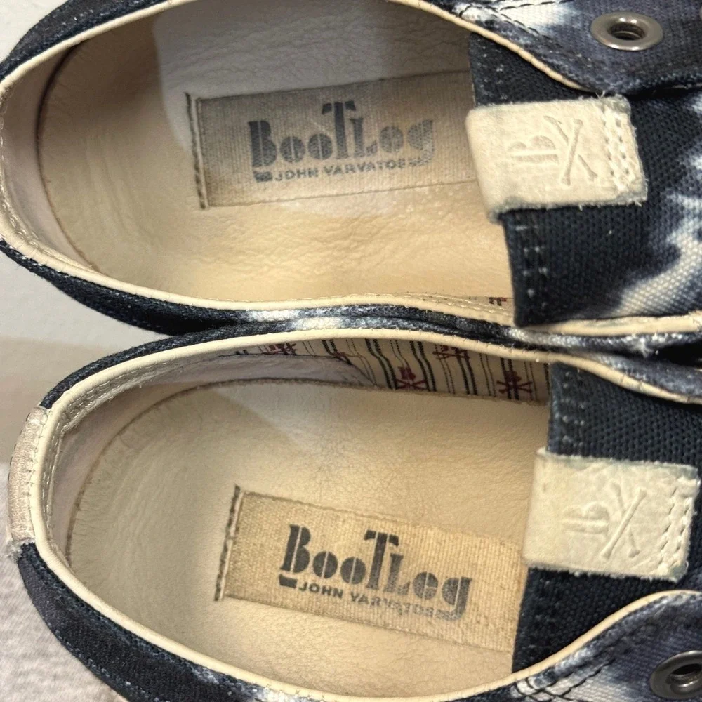 JOHN VARVATOS Bootleg Tie Dye Canvas Sneakers Mens 9M Blue Vulcanized Slip On